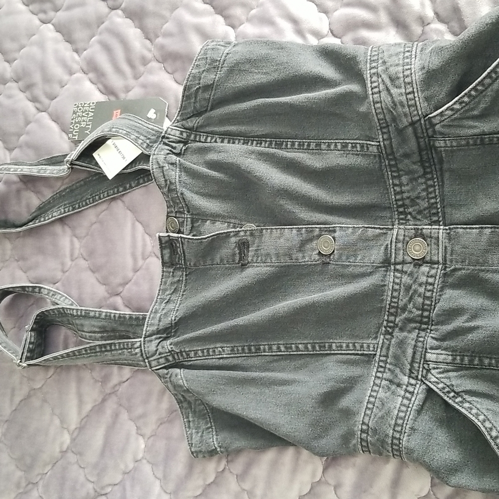 Levi's denim dress - Picture 2 of 5